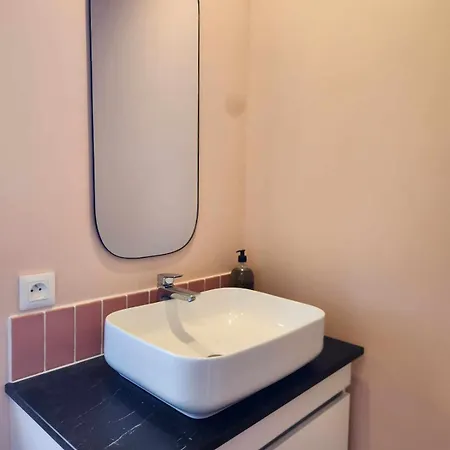 Cour Saint Jean Apartment *